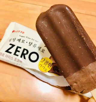 ZERO (초콜릿 칩 쿠키, 카카오 케이크, 후르츠 젤리, 아이스 콜라, 아이스 초코바) — 5점을 준 리뷰어가 2022년 6월 올린 사용 사진