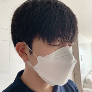 [심폐소생소] KF94 오늘의 마스크 대형 — 4점을 준 리뷰어가 2021년 8월 올린 사용 사진