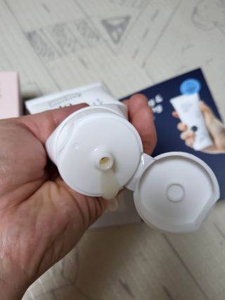 냉장고에 넣어요, 붉은 트러블 피부 다음날 진정되요 [버진팜스 푸딩수딩아토] — 5점을 준 리뷰어가 2021년 9월 올린 사용 사진
