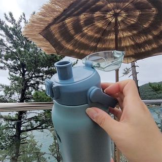 모즈스웨덴 MOZ 스웨덴 316 스텐 대용량 원터치 손잡이 보냉보온병 — 5점을 준 리뷰어가 2023년 8월 올린 사용 사진