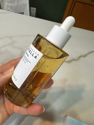 [스킨1004] 마다가스카르 센텔라 앰플 100ml — 5점을 준 리뷰어가 2024년 5월 올린 사용 사진