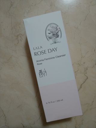 라라로즈데이 시즌2 여성청결제 200ml 아로마 페미민 클렌저, 독일더마인증 — 5점을 준 리뷰어가 2021년 9월 올린 사용 사진
