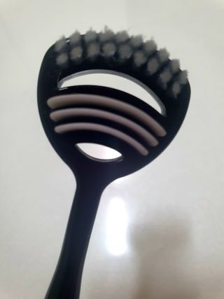 크리오 클리어스 혀백태제거 구취관리 혀클리너 — 5점을 준 리뷰어가 2021년 3월 올린 사용 사진