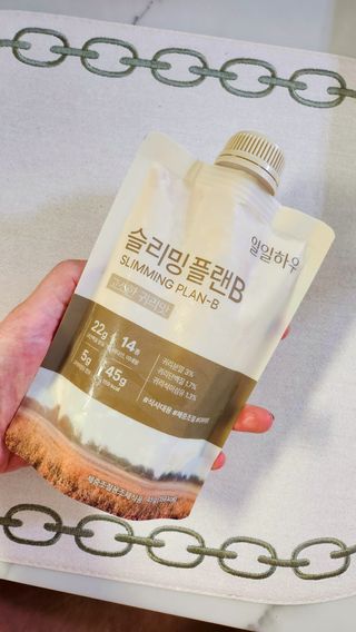 일일하우 슬리밍 플랜B 고소한 귀리맛, 진한 카카오맛 (체중조절식) — 5점을 준 리뷰어가 2023년 7월 올린 사용 사진