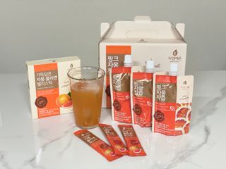 자연에온 핑크 자몽 착즙 100mL 10개입 1BOX +가 득담은 자몽 콜라겐 젤리스틱 1BOX — 5점을 준 리뷰어가 2021년 6월 올린 사용 사진