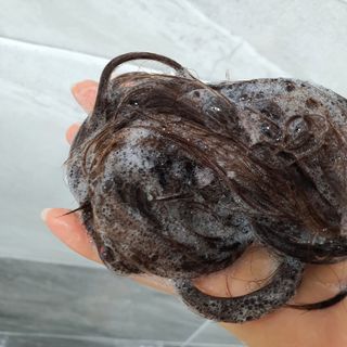 모두발라 마이크로 비타캡슐 탈모샴푸 — 5점을 준 리뷰어가 2021년 12월 올린 사용 사진