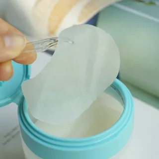 리더스코스메틱 리더스 카밍 바이오틱스 퀵 수딩 패드 — 5점을 준 리뷰어가 2022년 5월 올린 사용 사진