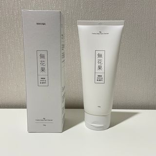 [베러오리진] 무화과 크리미 딥 폼 클렌저/피부 노폐물 & 미세먼지 99 세정 인증 민감성 피부 무자극 인증 — 5점을 준 리뷰어가 2021년 12월 올린 사용 사진