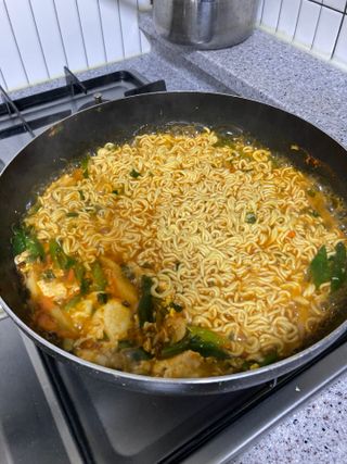 [풀무원] 자연은맛있다 정면, 백면, 홍면  세트 — 4.5점을 준 리뷰어가 2021년 4월 올린 사용 사진