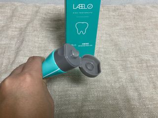 치과에서 쓰는 치약 _ 라벨제로 저불소 꼬마, 키즈, 유아, 베이비, 주니어 안전한 어린이치약 — 5점을 준 리뷰어가 2023년 1월 올린 사용 사진