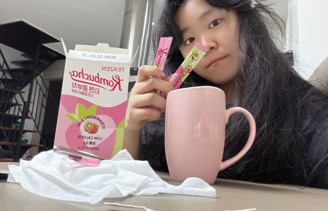 [티젠] 콤부차 스트로베리키위 리뷰 사진