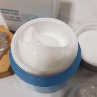 Dr.느루벗 느루벗 모이스쳐 24 크림 — 5점을 준 리뷰어가 2021년 3월 올린 사용 사진