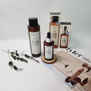 보타니티 [홍]조[진]정[결]케어 플라본 부스터 210ml / 플라본 세럼 50ml — 5점을 준 리뷰어가 2022년 7월 올린 사용 사진