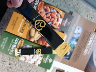 짜먹는 이지견과 짜먹는 이지아몬드, 짜먹는 이지허니피넛, 짜먹는 이지캐슈넛 각 10g X  10포 — 리뷰어가 2021년 3월 올린 사용 사진