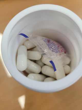 프리마인 성큼다가온 봄, 이너뷰티를 챙겨야 피부도 화사하게, 컨디션도 활기차게. 흡수율을 높인 고효율 비타민. — 5점을 준 리뷰어가 2022년 11월 올린 사용 사진