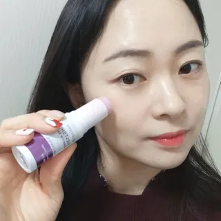 리더스코스메틱 리더스 퍼스트 샷 에센스 스틱 2종 — 5점을 준 리뷰어가 2022년 2월 올린 사용 사진