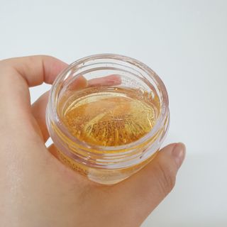 아이앤립 / EYENLIP 아이앤립 24K 골드 N 펩타이드 앰플 크림 — 5점을 준 리뷰어가 2021년 5월 올린 사용 사진