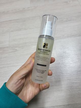 오투에니원 화이트스완 센텔라 루미너스 미스트 세럼 100ml — 5점을 준 리뷰어가 2023년 1월 올린 사용 사진