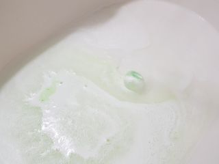 버블데이 배쓰밤 거품입욕제 버블바 6종 — 5점을 준 리뷰어가 2021년 8월 올린 사용 사진