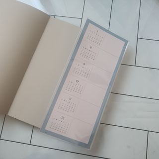 리훈 2023년 아이라이크 모눈 다이어리 미니달력 세트 — 5점을 준 리뷰어가 2022년 12월 올린 사용 사진