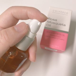 유니베르소 로즈힙 오일 15ml — 5점을 준 리뷰어가 2021년 6월 올린 사용 사진