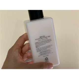줄라이 모닝 _ JULY MORNING 줄라이모닝 하이드레이팅 퍼퓸드 바디앤핸드 에멀젼 — 4점을 준 리뷰어가 2022년 3월 올린 사용 사진