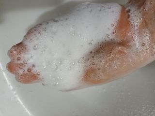 [포레스트스토리] 탈모증상완화 샴푸 1,000ml — 5점을 준 리뷰어가 2022년 3월 올린 사용 사진