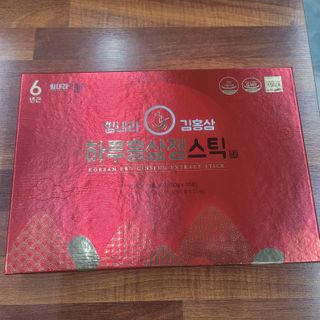 힘내라김홍삼 하루홍삼정스틱 10g x 30포 — 5점을 준 리뷰어가 2021년 4월 올린 사용 사진