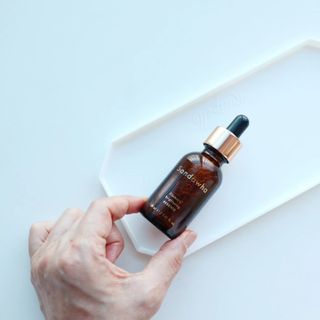 스킨큐어 산다화 비타민c 화이트닝 에센스 30ml — 5점을 준 리뷰어가 2023년 9월 올린 사용 사진