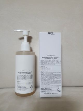 랑벨 내츄럴 딥 포어 클렌저 210ml (저자극 약산성 천연 클렌징 젤) — 5점을 준 리뷰어가 2022년 4월 올린 사용 사진