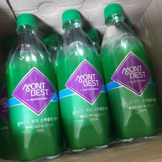 몽베스트 Montbest with Sparkling water Plain 20병 — 5점을 준 리뷰어가 2021년 11월 올린 사용 사진