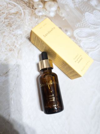 스킨큐어 산다화 비타민c 화이트닝 에센스 30ml — 5점을 준 리뷰어가 2023년 7월 올린 사용 사진