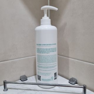 [닥터문] 센텔라 시카케어 화이트머스크 바디워시 1000ml — 5점을 준 리뷰어가 2023년 8월 올린 사용 사진