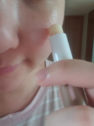 더사가오브수 [사가수] 효혜윤 보태니컬 에너지 에센스인로션 20ml /아이포올 스틱 3g — 5점을 준 리뷰어가 2023년 2월 올린 사용 사진