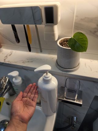 프리[닥터문] 유산균 락토케어 질경초 여성청결제 1000ml (젤타입) — 5점을 준 리뷰어가 2022년 6월 올린 사용 사진