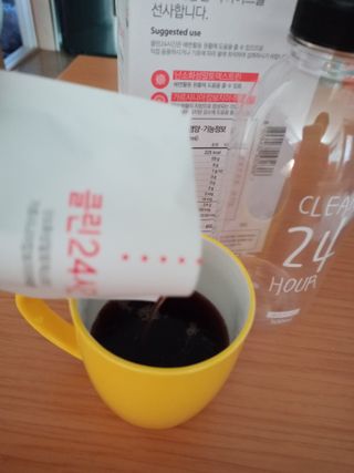 클린24시간 1BOX(5포) + 전용보틀(500ml) — 5점을 준 리뷰어가 2022년 10월 올린 사용 사진