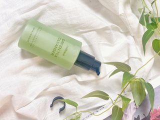 프리마인 메이크업과 들뜨는 각질까지 한방에 깐달걀로! 순하기까지한 셀베이스 그린티클렌저(200ml) — 5점을 준 리뷰어가 2023년 4월 올린 사용 사진