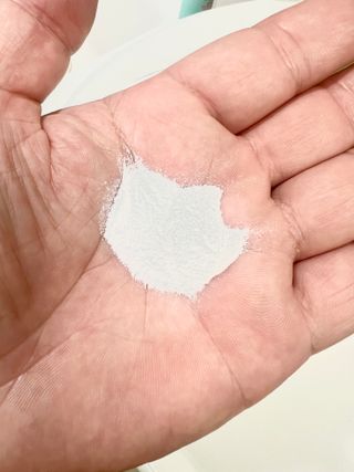 나우 [리브엠] 화해 1등 클렌징 파우더! 모공&피지 말끔순삭 — 5점을 준 리뷰어가 2025년 5월 올린 사용 사진
