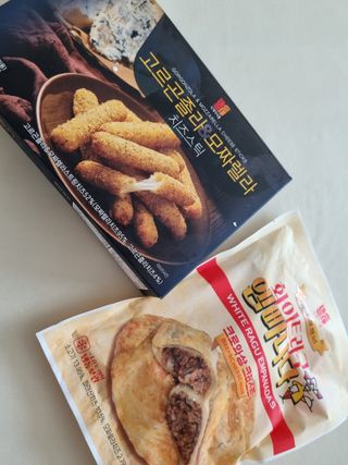 디케이식품(주) 고르곤졸라&모짜렐라 치즈스틱 400g — 5점을 준 리뷰어가 2023년 3월 올린 사용 사진