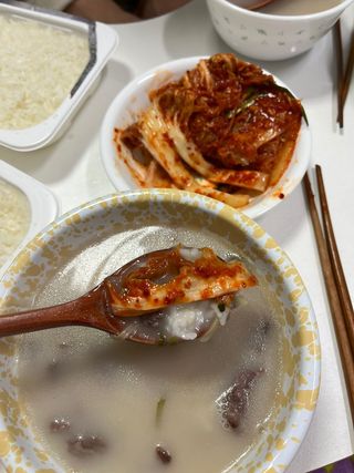 셰프애찬 알배기 겉절이 김치 1kg — 5점을 준 리뷰어가 2022년 11월 올린 사용 사진