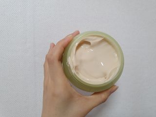 카오리온코스메틱스 사카로미세스와 시카의 만남        릴리피 릴렉싱 크림 진정한 탄력을 경험해보세요 — 5점을 준 리뷰어가 2021년 5월 올린 사용 사진