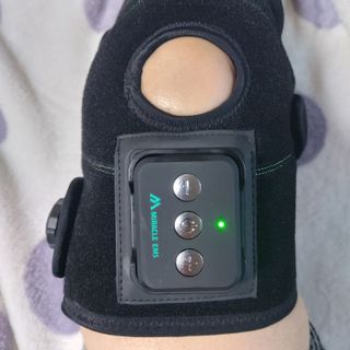 미라클헬스케어 부위별 EMS 저주파 마사지기 5종 — 5점을 준 리뷰어가 2023년 3월 올린 사용 사진