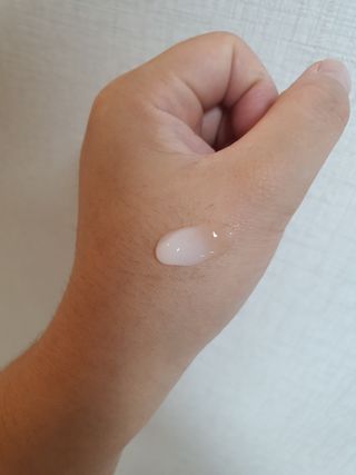 [갸스비] 곱슬 머리부터 파마까지 남자의 컬을 위한 갸스비 컬크림 — 5점을 준 리뷰어가 2021년 10월 올린 사용 사진