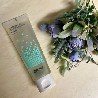 닥터에프파이브 젤리스크럽 소프트 클렌징폼 120ml — 4점을 준 리뷰어가 2022년 6월 올린 사용 사진