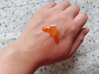 유니베르소 로즈힙 오일 15ml — 3점을 준 리뷰어가 2021년 5월 올린 사용 사진