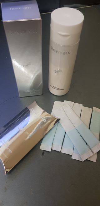 나우 [리브엠] 화해 1등 클렌징 파우더! 모공&피지 말끔순삭 — 5점을 준 리뷰어가 2023년 9월 올린 사용 사진