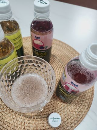 더그레잇티 콤부차 [매일유업] 더그레잇티 44kcal 콤부차 300ml *12개입 (오리지널 6개+베리리치 6개) — 5점을 준 리뷰어가 2023년 7월 올린 사용 사진