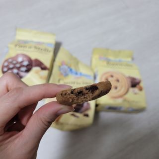 바릴라 몰리노비앙코 쿠키 3종_판디스텔라,쿠오리치니,바이오치 — 5점을 준 리뷰어가 2022년 1월 올린 사용 사진