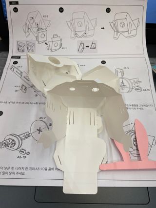 움직이는 종이로봇 - 로빗 로얄버전 움직이는 종이 로봇 - 로빗 — 2점을 준 리뷰어가 2020년 12월 올린 사용 사진
