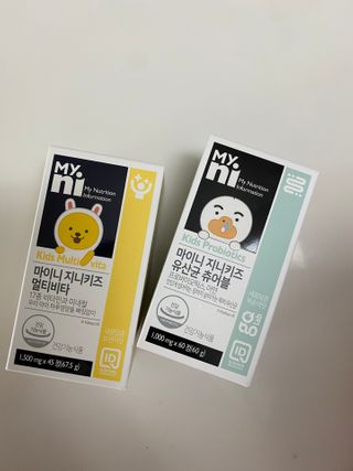일동제약 마이니 마이니 지니키즈 유산균 츄어블, 멀티비타 set — 5점을 준 리뷰어가 2021년 3월 올린 사용 사진
